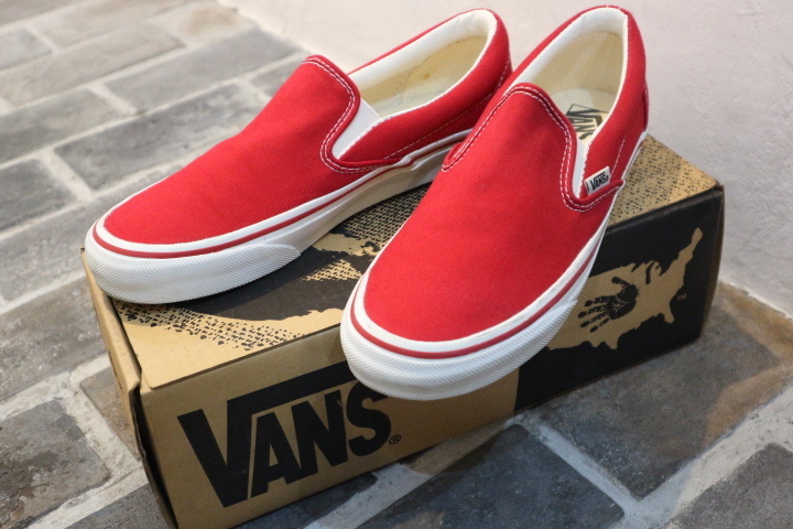 超美品 箱あり 2000年初期 VANS SLIP ON スリッポン US9 27cm レッド V98 キャンバス バンズ ヴァンズ スニーカー オールドスクール_画像1