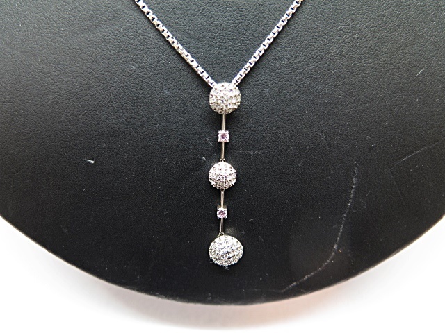 【ダイヤモンド】K18WG ホワイトゴールド 0.55ct 0.10ct パヴェ 3連