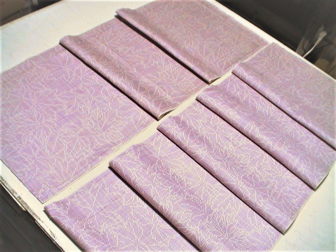 着物はぎれ（古布）正絹織物　生成りに紫絣調柄 (36x255cm)_画像6