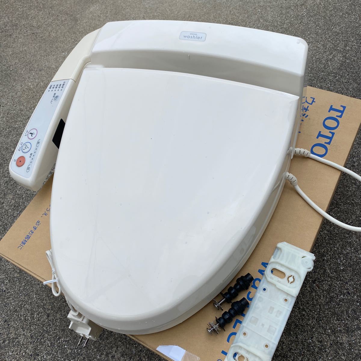 TCF2021 TOTO 中古 ウォシュレット J2 リフォーム DIY 再利用品 TCF2021 TOTO 中古 ウォシュレット J2 リフォーム DIY 再利用品