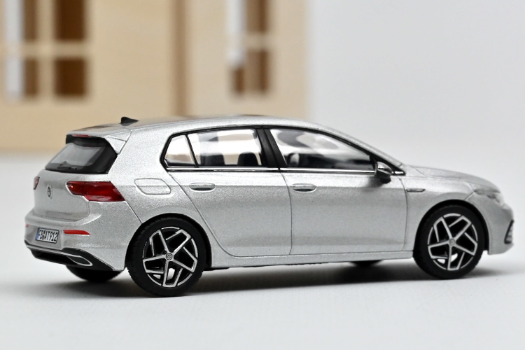 ノレブ 1/43 フォルクスワーゲン ゴルフ 8 シルバー 2020 Norev 1:43 VW Golf 8 Silver 2020_画像2