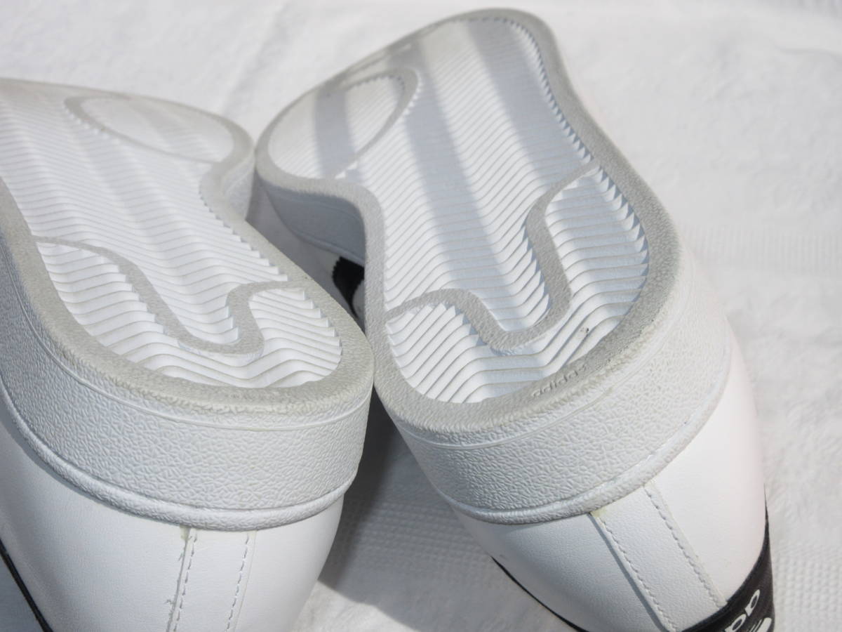 ほぼ新品 美品 中古品 adidas ヴィンテージ 金ベロ スーパースター 限定 生産終了モデル 2007年製造 アディダス オリジナルス ブラック_画像4