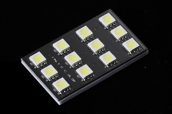 INTEC(インテック) ハイパフォーマンスLEDルームランプ 12LED 3チップSMD 26×45mm 4種ソケット付 PLASMA WHITE(プラズマホワイト) RRL-CBP_画像2