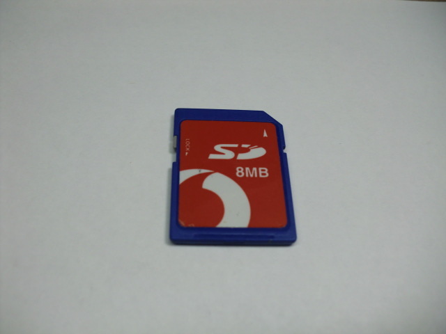 SHARP　SDカード　8MB　メガバイト　フォーマット済み　送料63円～　ＳＤ　低容量_画像1