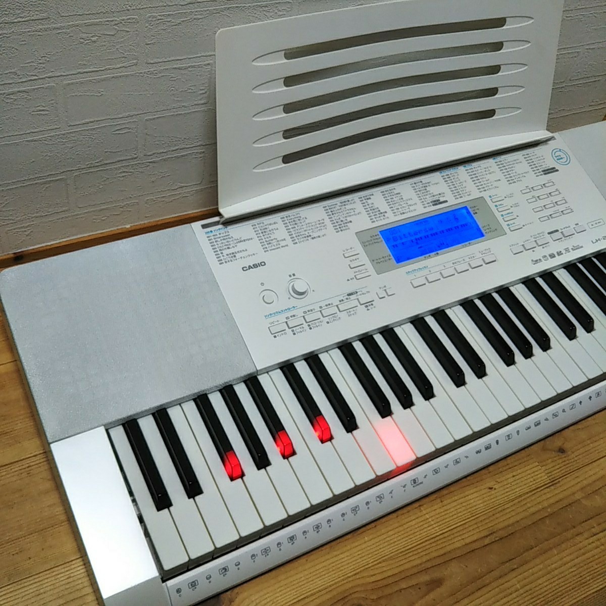 CASIO LK-221 カシオ 電子キーボード 光ナビゲーション