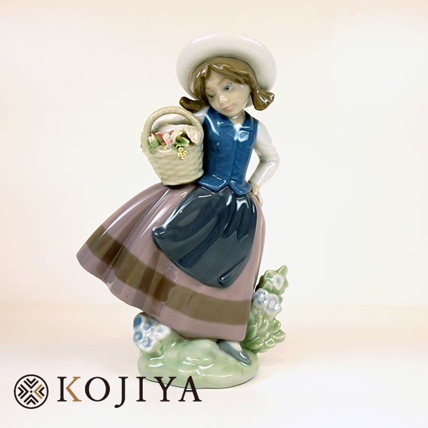 リヤドロ 甘い花の香り 少女 帽子 かご 陶器 人形 置物 オブジェ スペイン製 インテリア 人気 ブランド 陶磁器 中古 a00466 KOJIYA