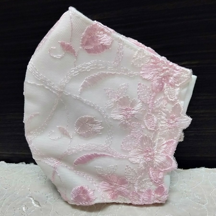 立体インナー　やさしい桜色刺繍チュールレース