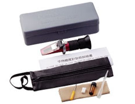 佐藤計量器 手持屈折計 SK-106R 自動温度補正付 糖度/濃度測定用 [送料無料]_画像3