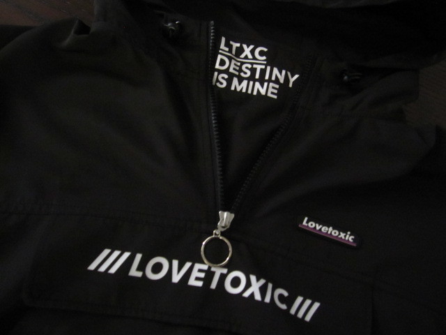 lovetoxic Rav toki Schic Wind breaker black 160 L