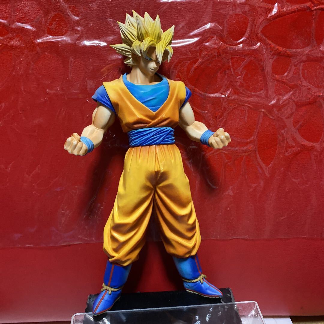 ☆超ビッグサイズ 高さ約28㌢ ドラゴンボール 孫悟空フィギュア