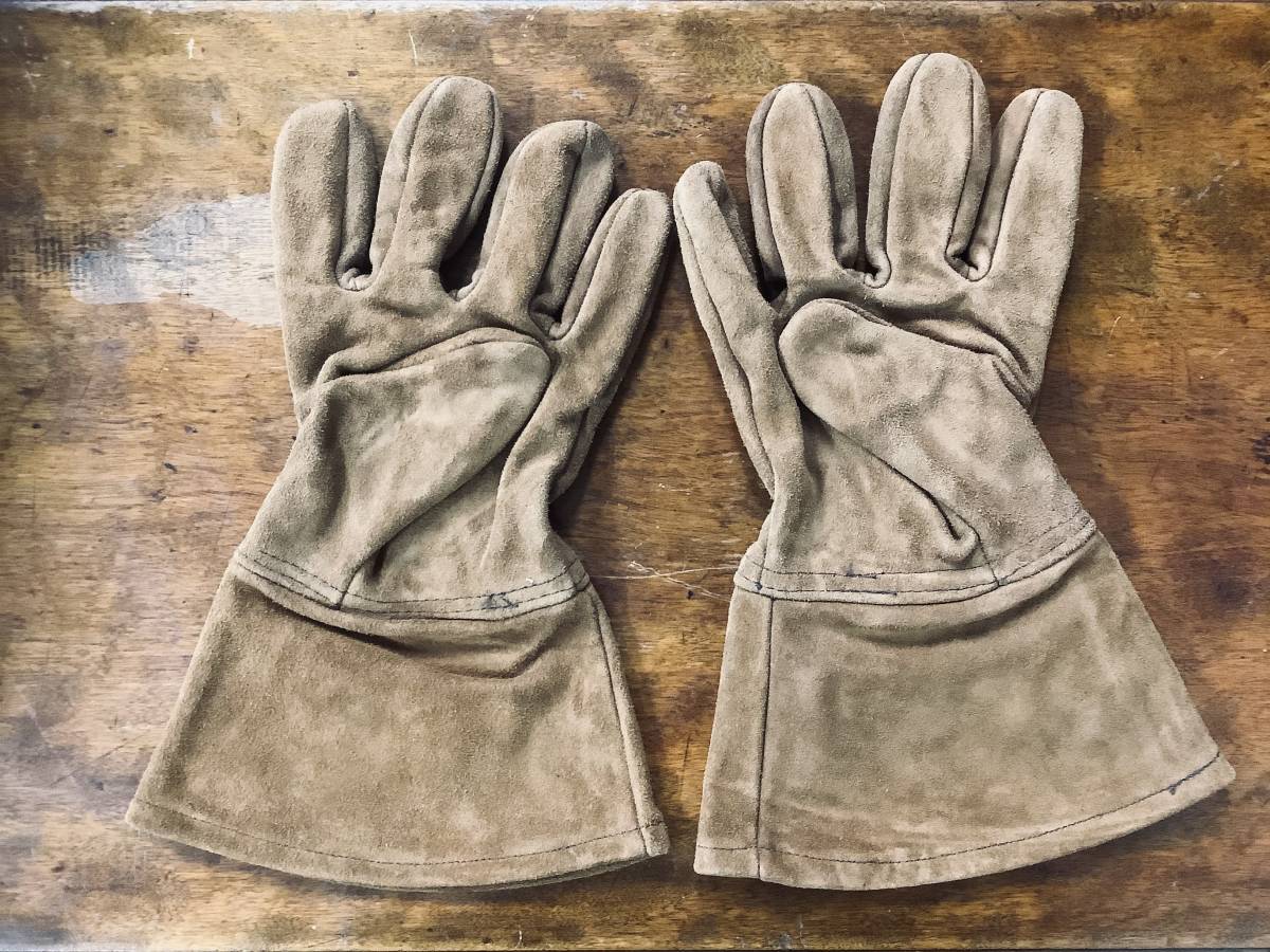 ラスト　Vintage Swedish Army moose skin protection gloves スウェーデン軍 ムーススキン 作業用 手袋 グローブ ブッシュクラフト 焚き火_画像4