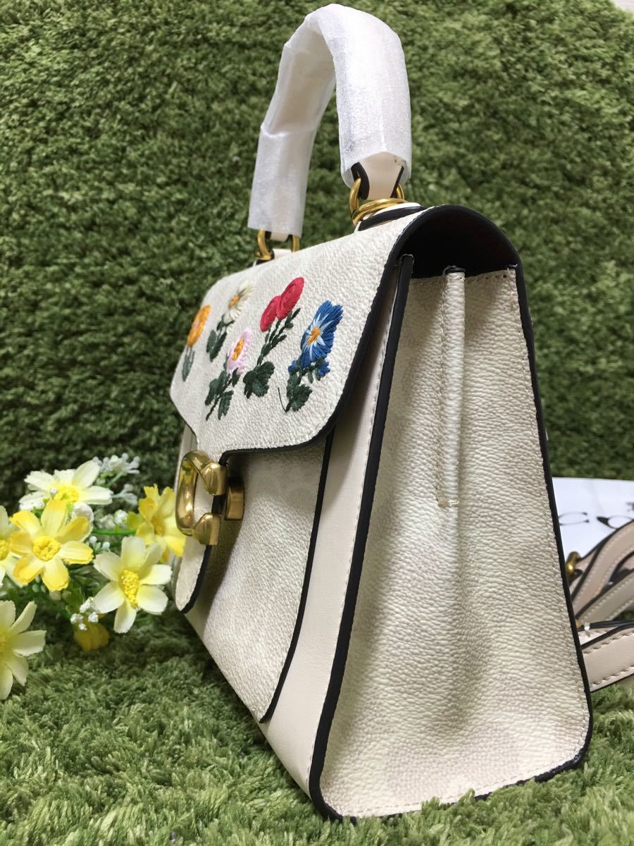 コーチ629 タビー トップ ハンドル 20 シグネチャー花刺繍付 コーチ629 タビー トップ ハンドル 20 シグネチャー花刺繍付