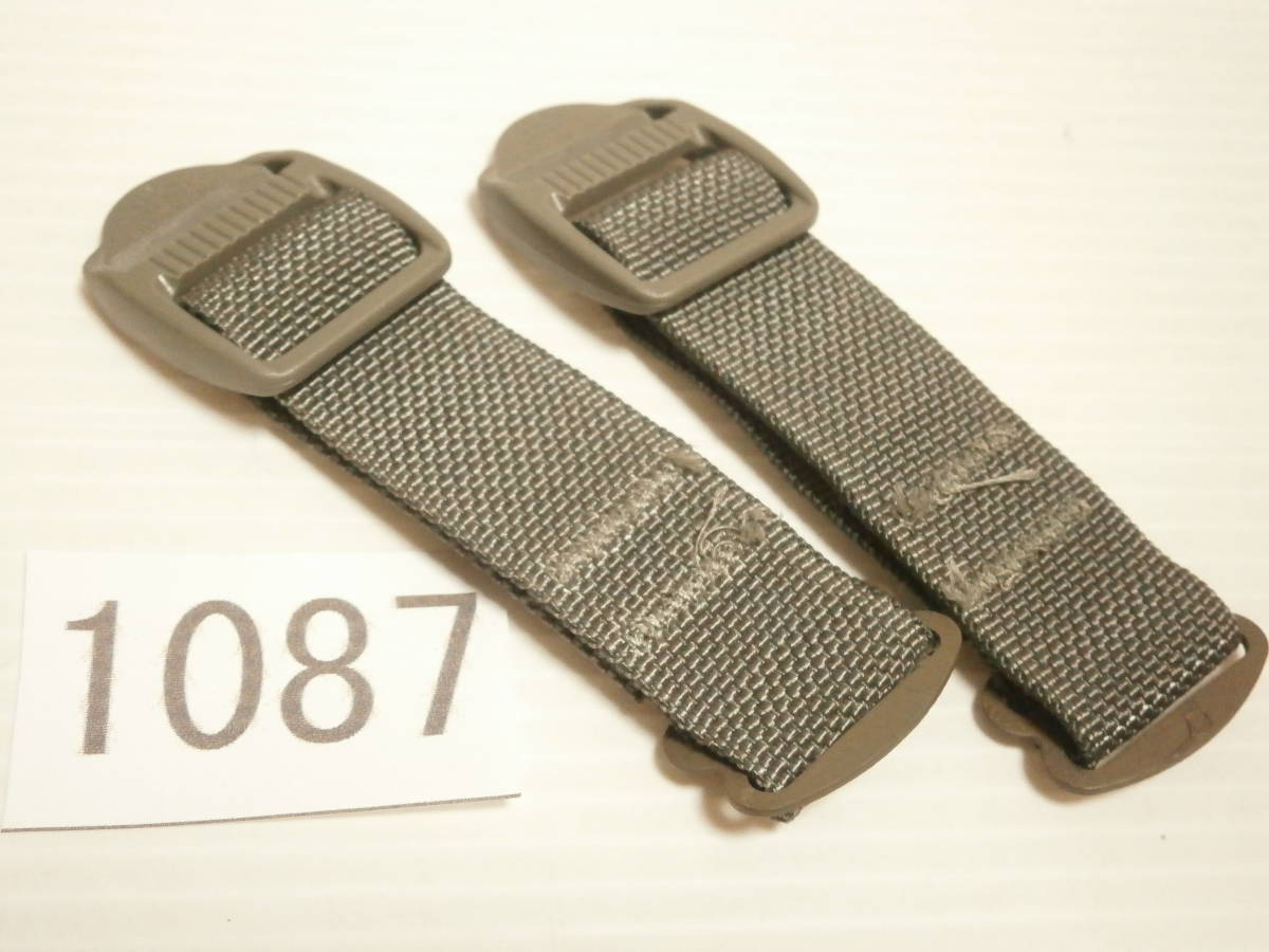 ☆1087 米軍放出品 中古良品 MOLLE2 ACU ラージラックサック用 ショルダーストラップ ITW Nexusパーツ ２個セット　長さ 約10.5ｃｍ_画像1