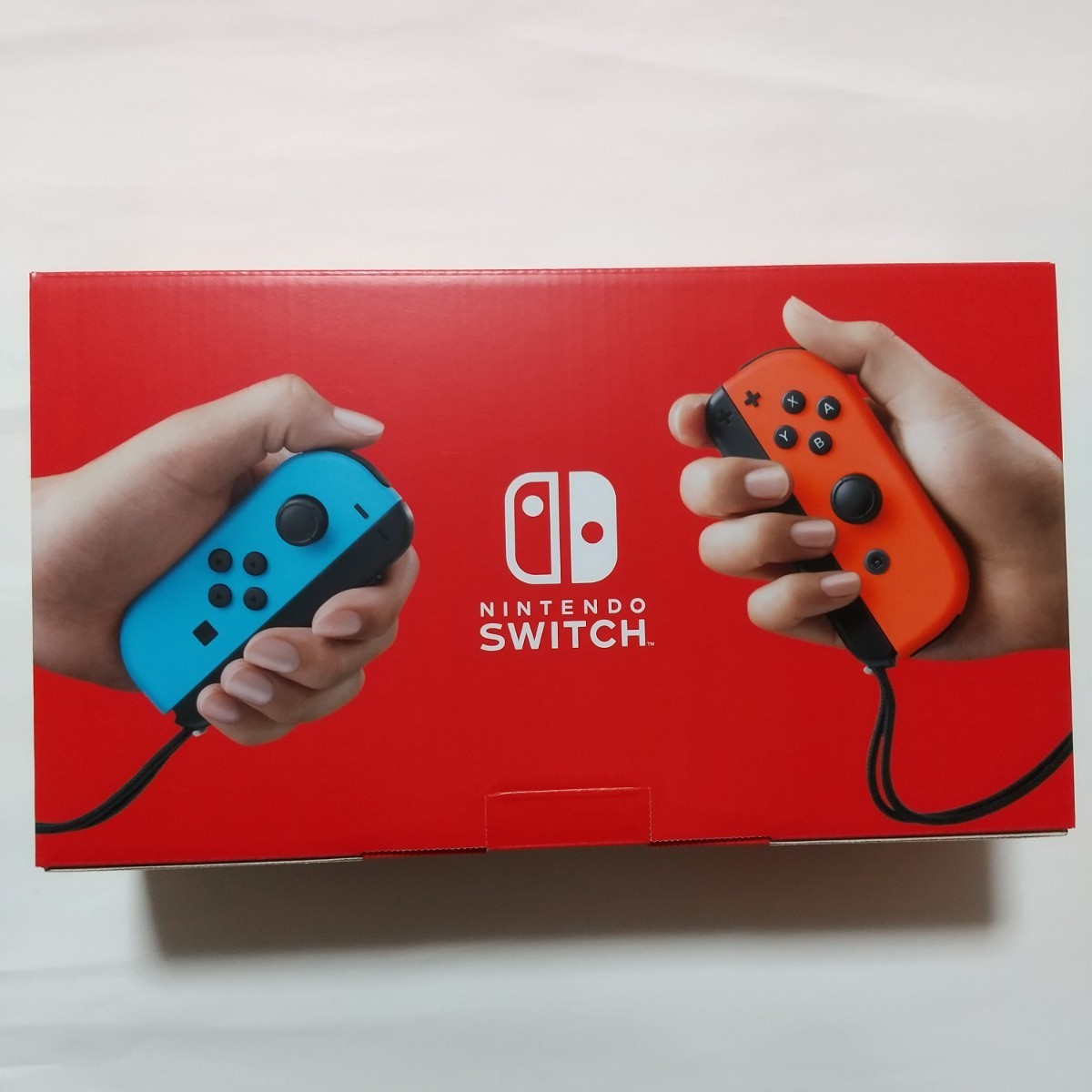 未使用品　店舗印無し　Nintendo Switch　ニンテンドースイッチ　本体　 ネオンブルー　レッド　 任天堂