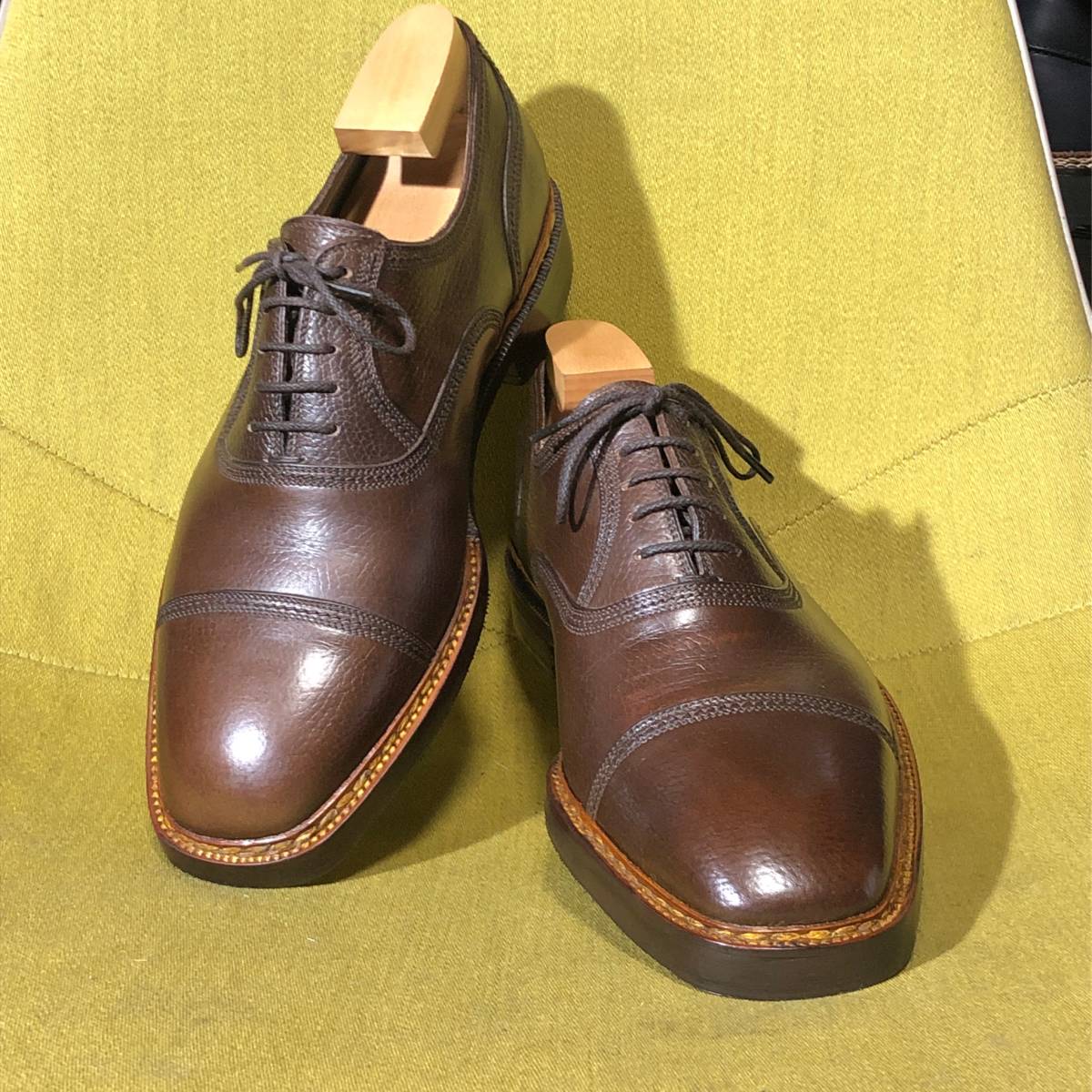 お手頃価格 美品 26.0相当 25.5 イタリア製 7 ストレートチップレザー