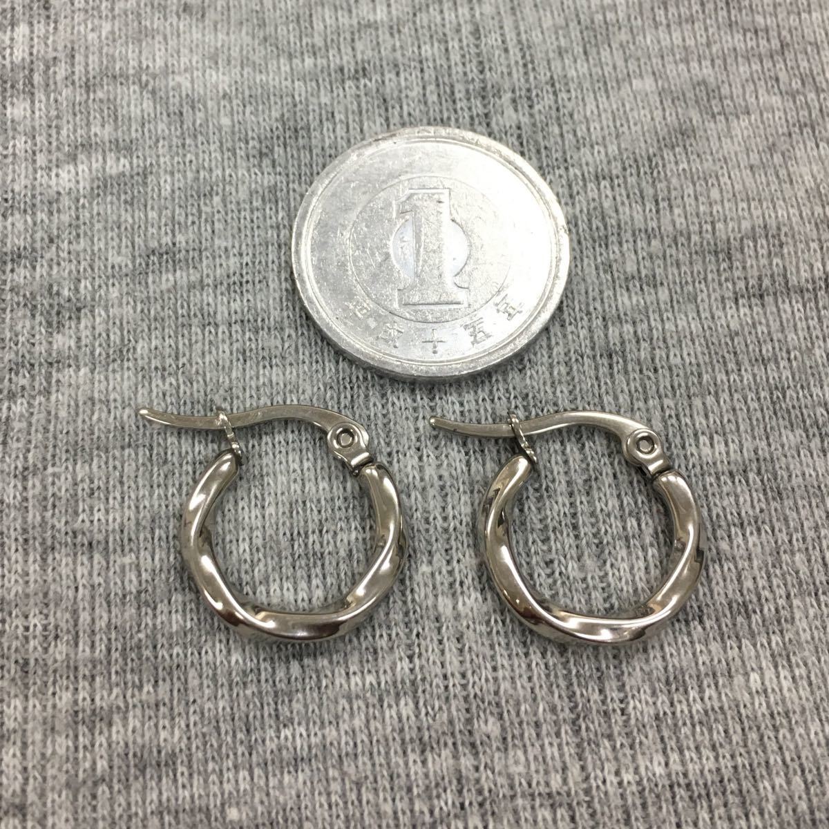 Hoop earrings Silverツイストフープピアス 片耳1点 20mm