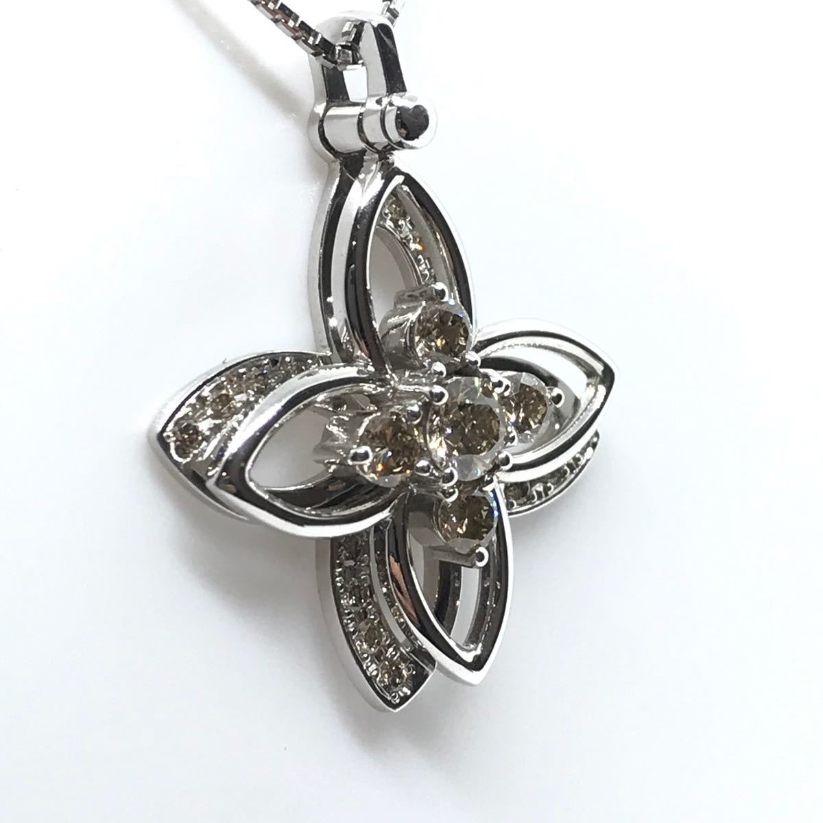 ダイヤモンド 0.72ct K18WG レディースネックレス 花 ペンダント