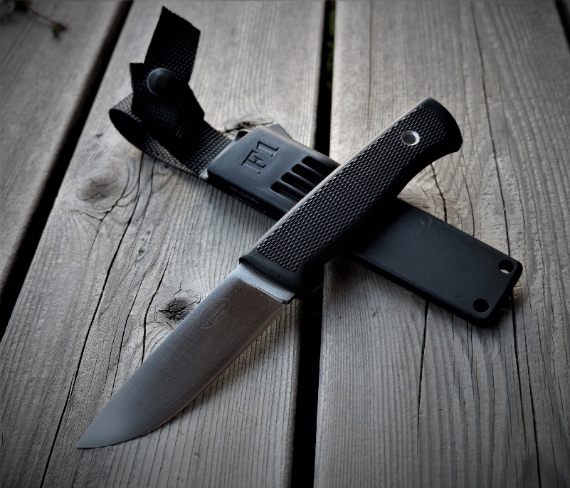 『ZA-003-44』FALLKNIVEN