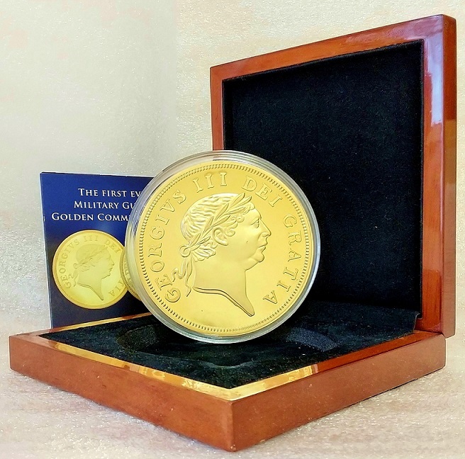 【国内即発送】 超大型 クラウン ギニー Coin Layered Gold 24K 元箱・COA付 銅貨 金貨 記念メダル ゴールドレイヤード ジョージ3世 2013年 88mm 金製