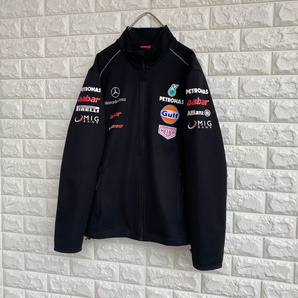 希少PUMA プーマ F1レーシング メルセデスベンツ ソフトシェル 希少PUMA プーマ F1レーシング メルセデスベンツ ソフトシェル