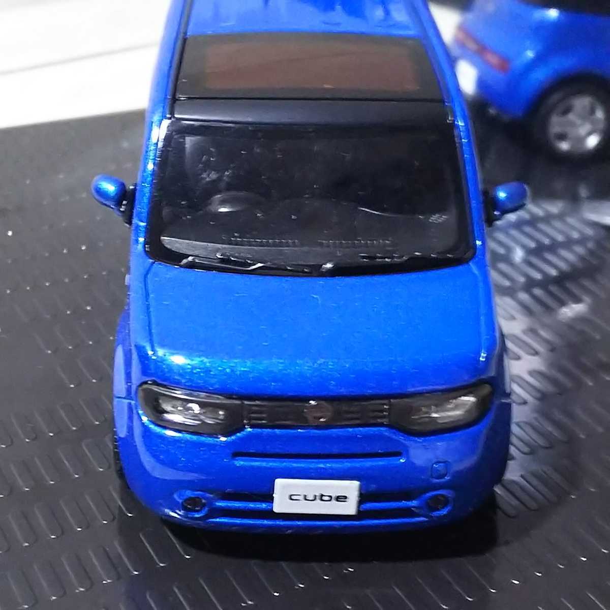 日産モデルカーコレクション「cube 1/43」キューブ ミニカー パシフィックブルー_画像8