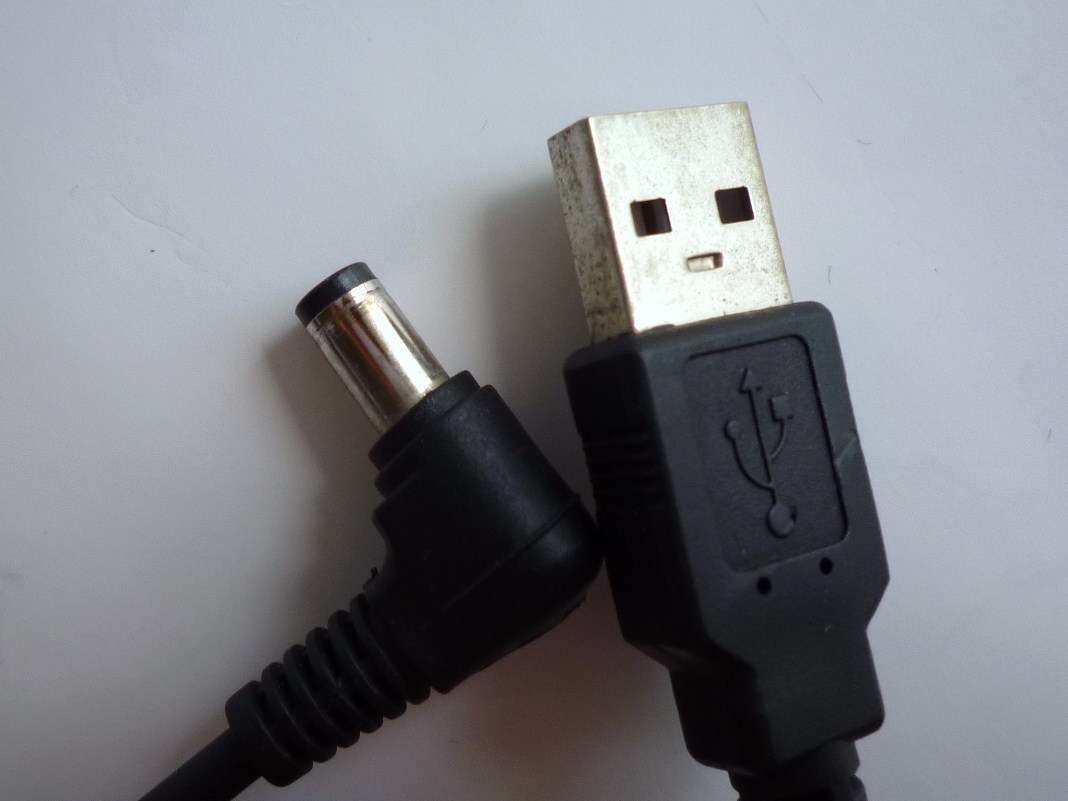 USB-DC кабель DC кабель DC код 1.2m φ5.5.DC штекер мужской - USB мужской DC электрический кабель чёрный черный USB кабель ②