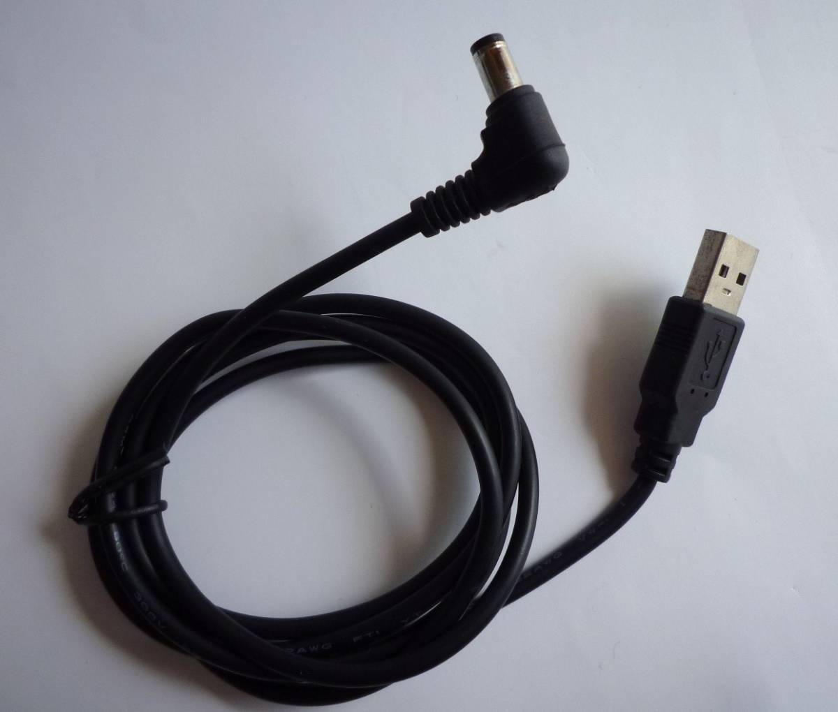 USB-DC кабель DC кабель DC код 1.2m φ5.5.DC штекер мужской - USB мужской DC электрический кабель чёрный черный USB кабель ②
