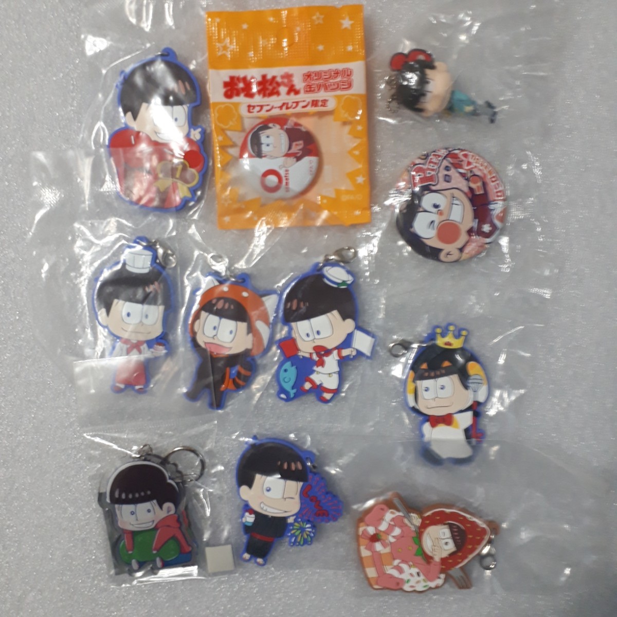 O-1 アニメ おそ松さん おそ松 グッズ セット缶バッジ ストラップ