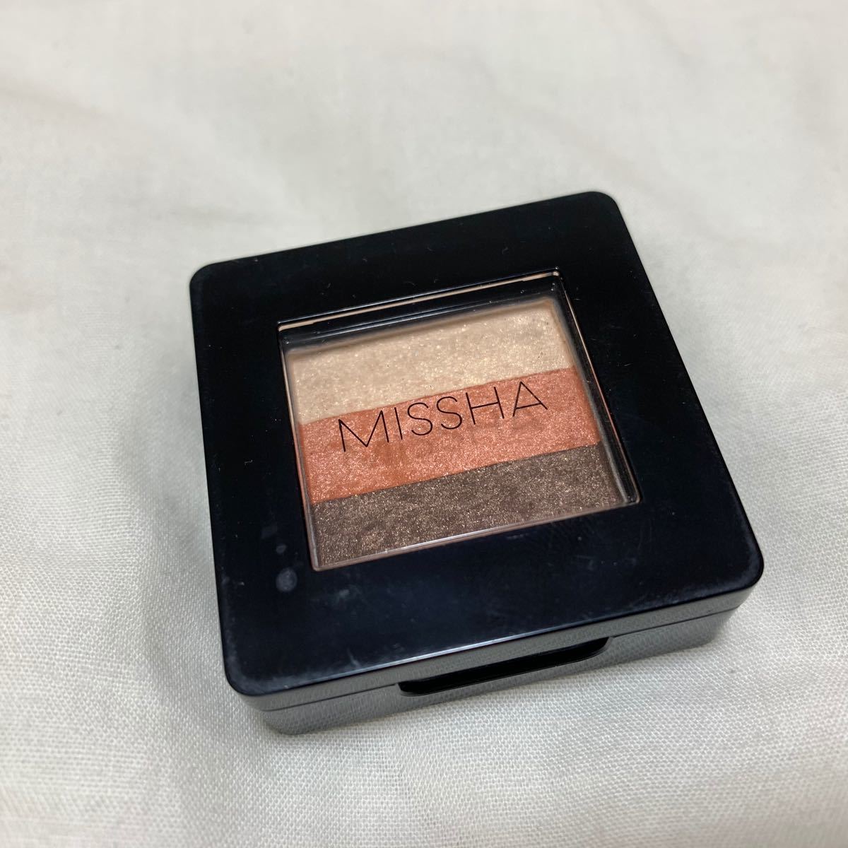 MISSHA ミシャ　 アイシャドウ　ブラウン　オレンジ　人塗りアイシャドウ