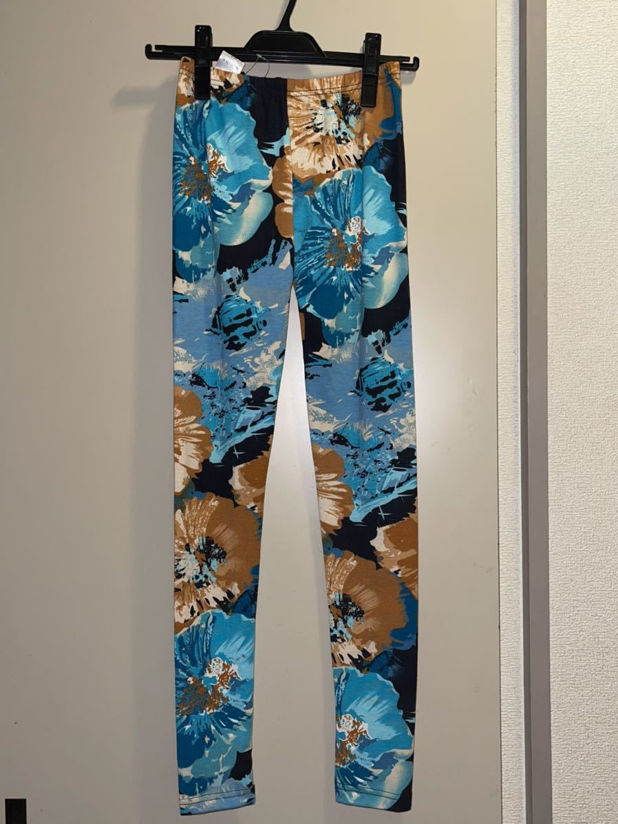 スパッツ　レディース　Mサイズ 新品タグ付き　水色