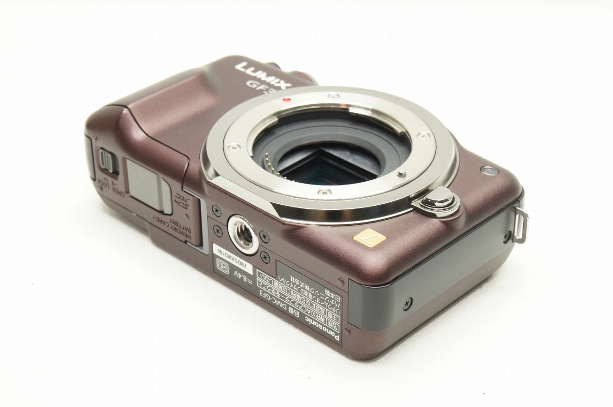 【アルプスカメラ】美品 Panasonic パナソニック LUMIX DMC-GF3 ボディ センシュアルブラウン ミラーレス一眼カメラ 210411s_画像4