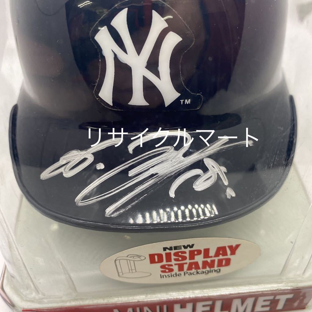  rare rare Major yan Keith autograph autograph black rice field ...18 number Mini helmet Hiroshima carp 