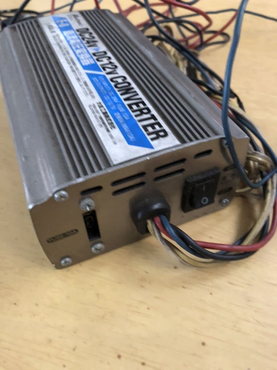 DC-DC CONVERTER シガーソケット デコデコ　12v 24v ジャンク_画像3