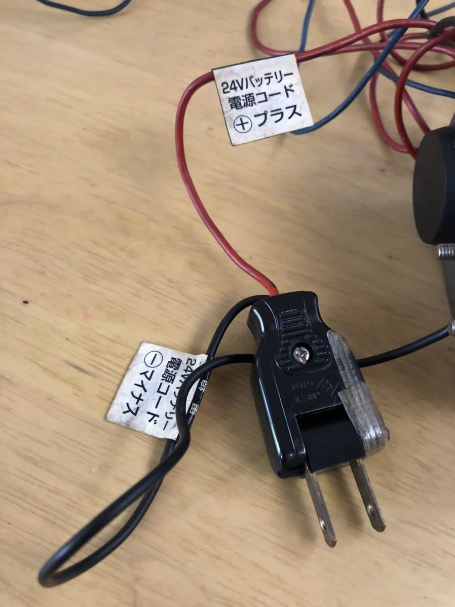 DC-DC CONVERTER シガーソケット デコデコ　12v 24v ジャンク_画像6