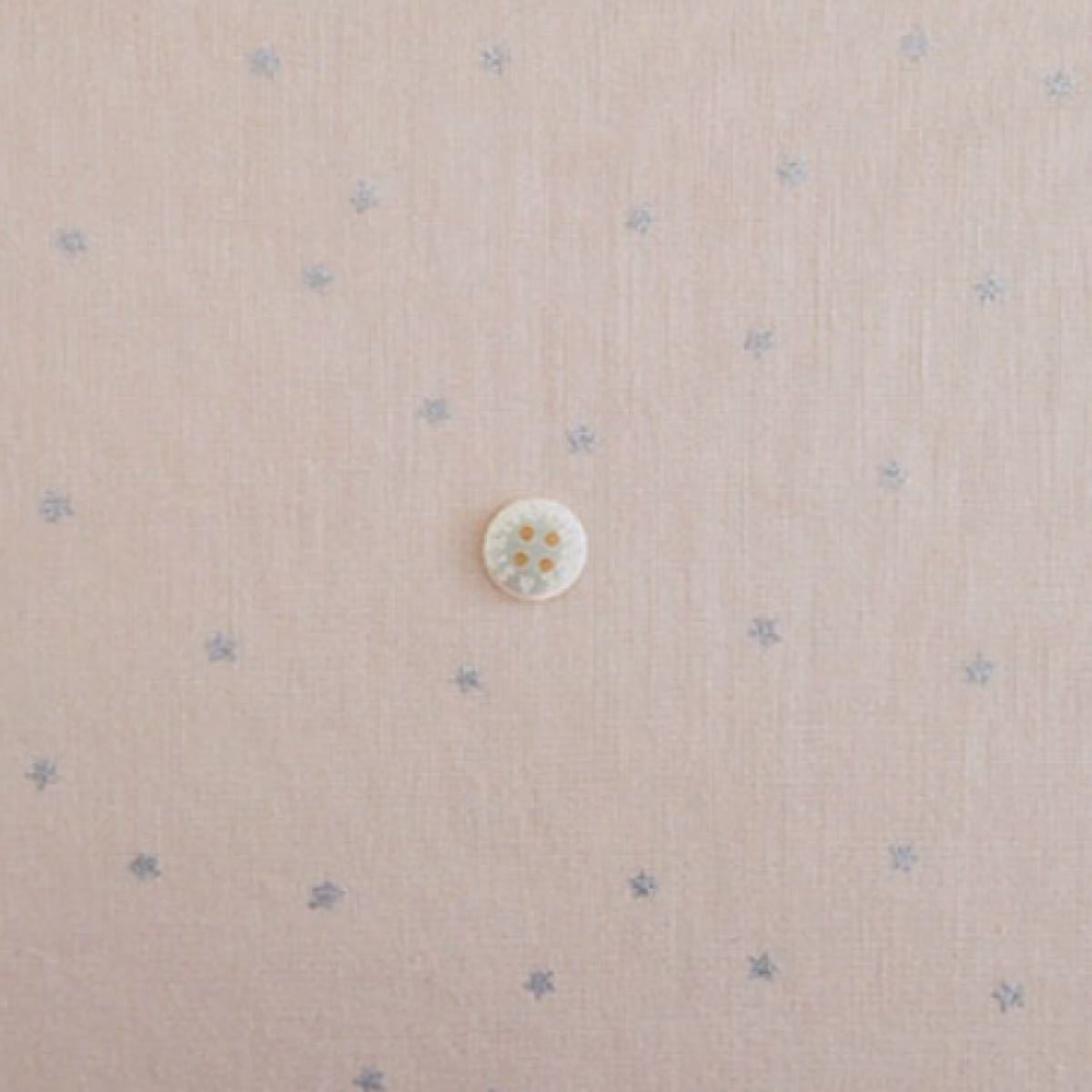 チェックアンドストライプ　 CHECK&STRIPE 星の綿麻　グレイッシュピンクにシルバー　綿　麻　リネン　生地幅x50cm