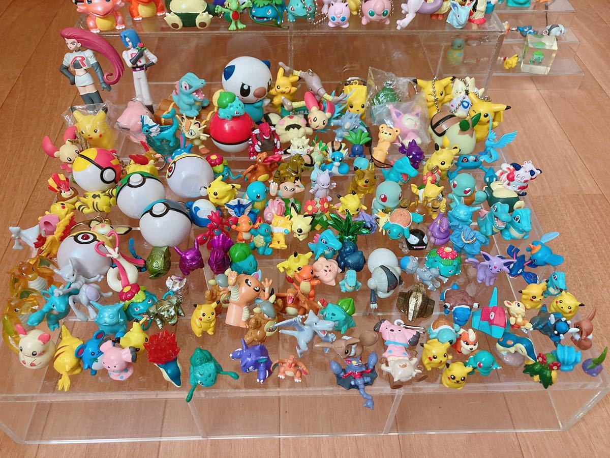 400個以上☆ポケモン レトロ おもちゃ セット まとめ売り 400個以上☆ポケモン レトロ おもちゃ セット まとめ売り