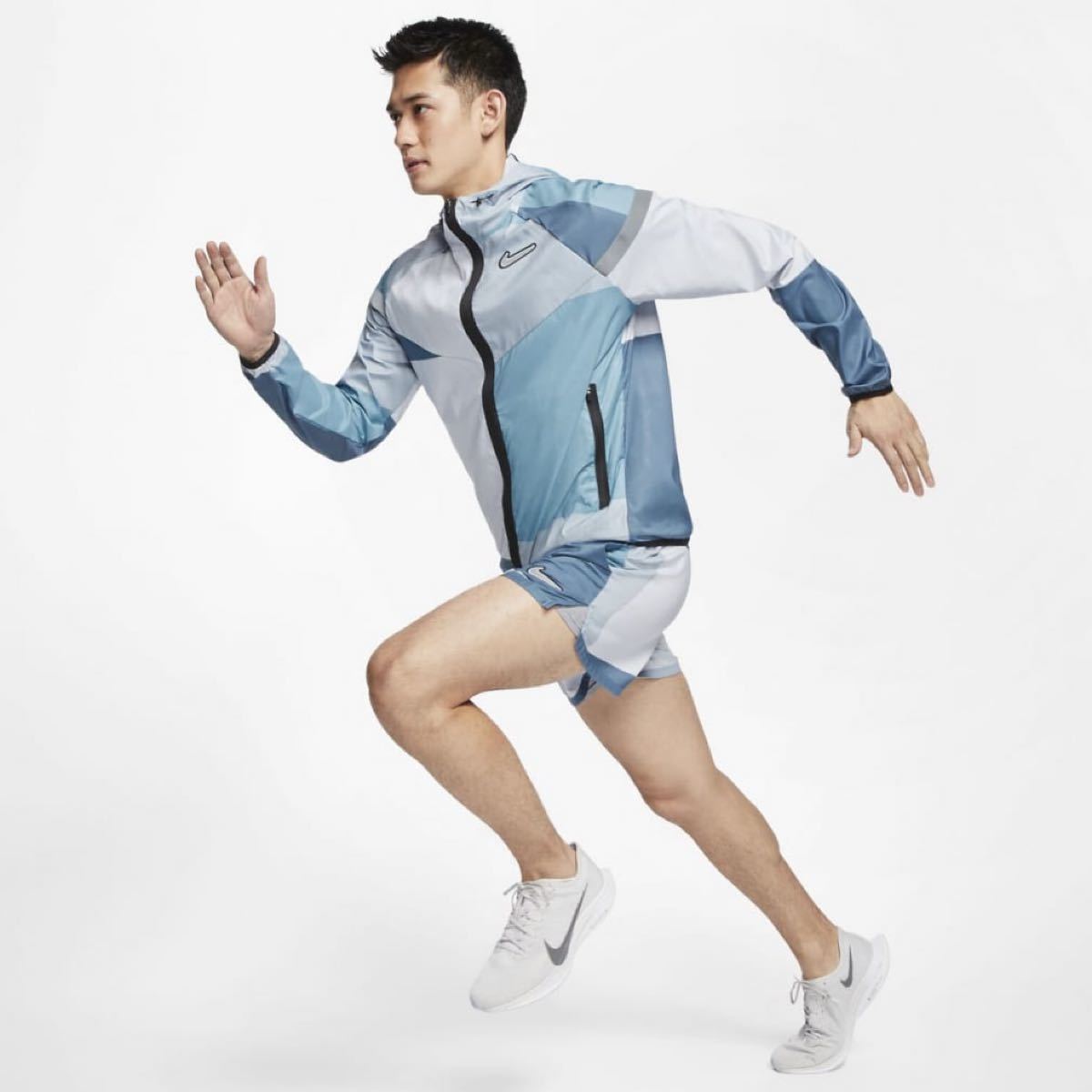 Nike ナイキ　ランニングジャケット　Lサイズ　ナイロンパーカー　トレーニング