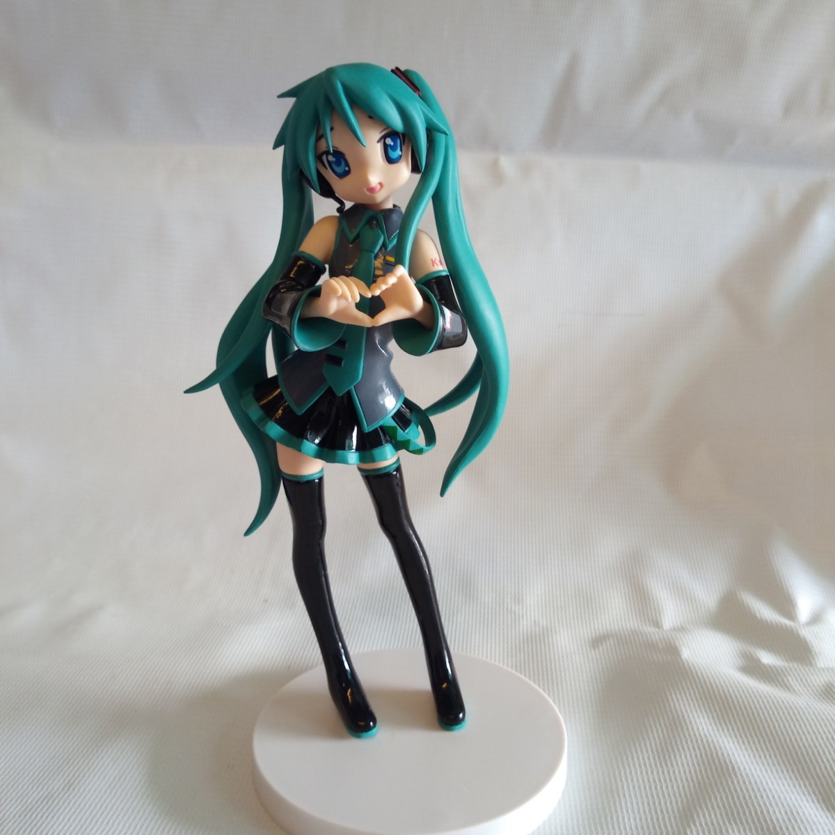 Paypayフリマ らきすた 柊かがみ 初音ミクコスプレver 現状品 Paypayフリマ らきすた 柊かがみ 初音ミクコスプレver 現状品