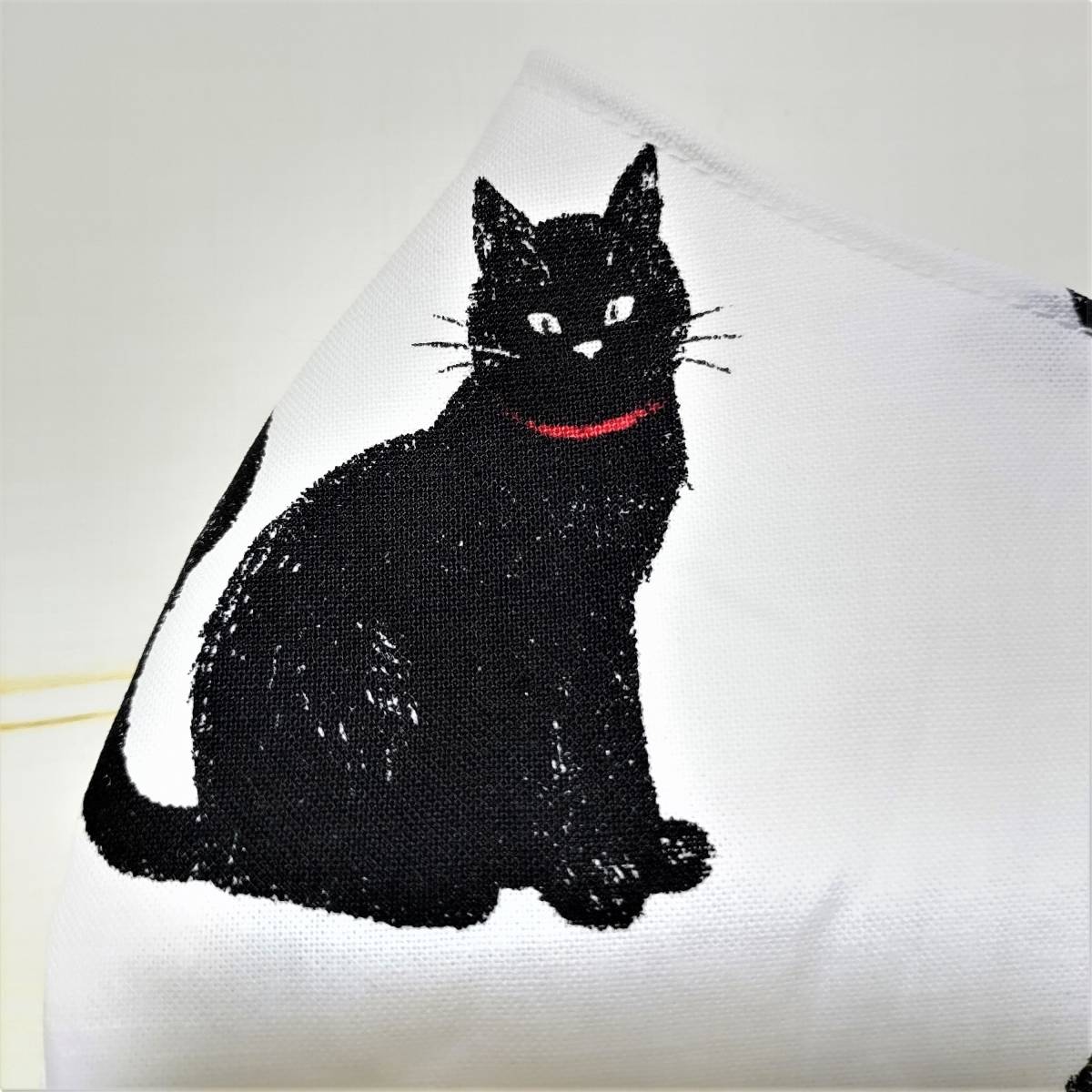 立体マスクカバー　インナーマスク　猫柄　黒猫　小顔効果　ハンドメイド_画像4