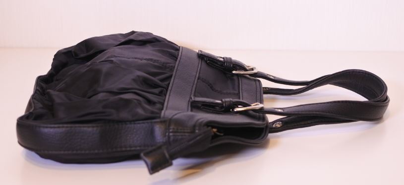 UNITED COLORS OF BENETTON Benetton bag shoulder tote bag black akskre k②h0401