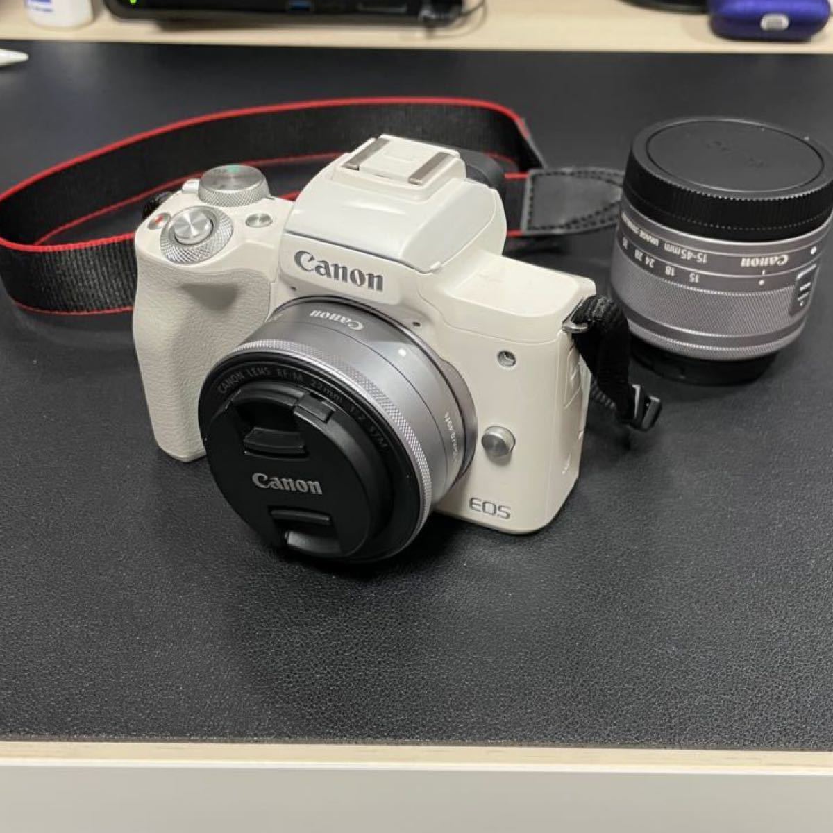 商品 KISS EOS Canon M BK(レンズなし)&マウントアダプター ボディ デジタルカメラ