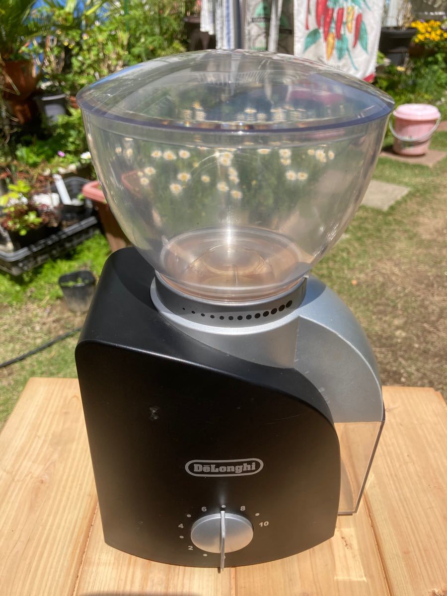 デロンギ　コーン式コーヒーミル　コーヒーグラインダー　KG-100