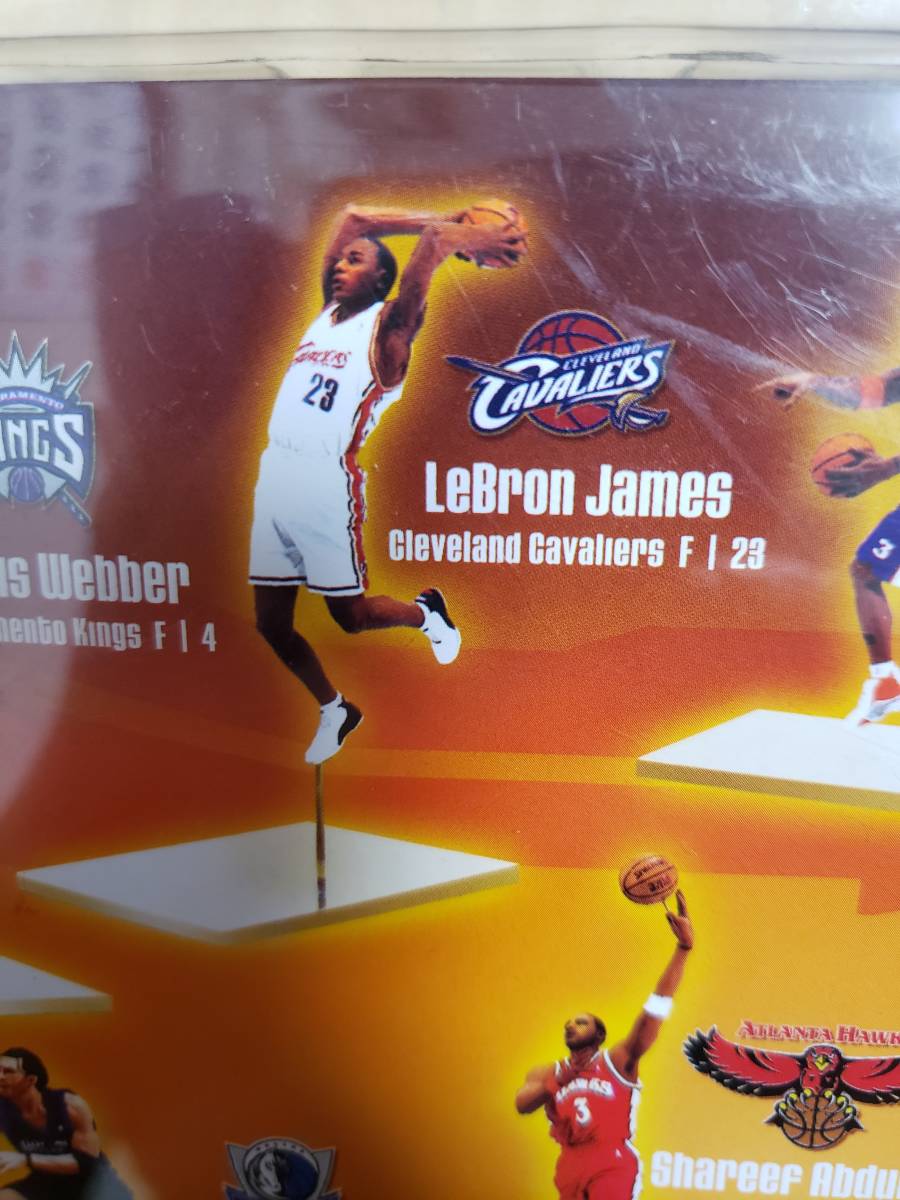  new goods mak fur Len toys NBA Revlon je-mzRC / McFarlane Toys 1st LEBRON JAMES Cleveland Cavaliers