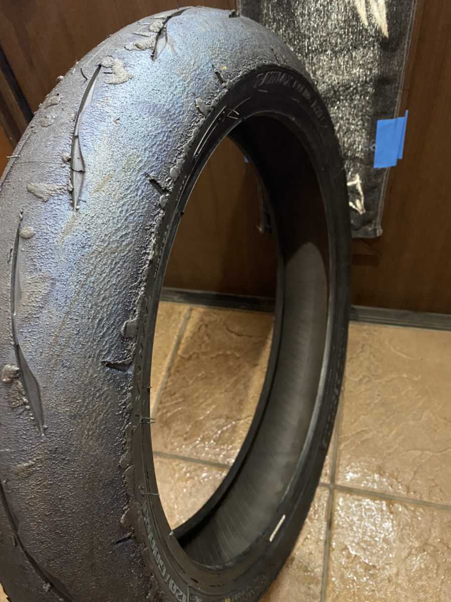 中古MCタイヤ 2020年製造 BRIGESTONE BATTLAX RACING R11 120/600R17 バトラックス レーシング 120 600 17 1420 A614_画像4