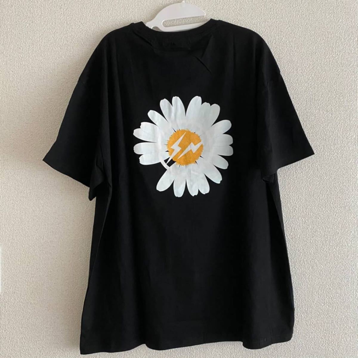 Paypayフリマ ビッグ フラワー 半袖 Tシャツ 黒 ビッグシルエット 花柄 デイジー ブラック Paypayフリマ ビッグ フラワー 半袖 Tシャツ 黒 ビッグシルエット 花柄 デイジー ブラック