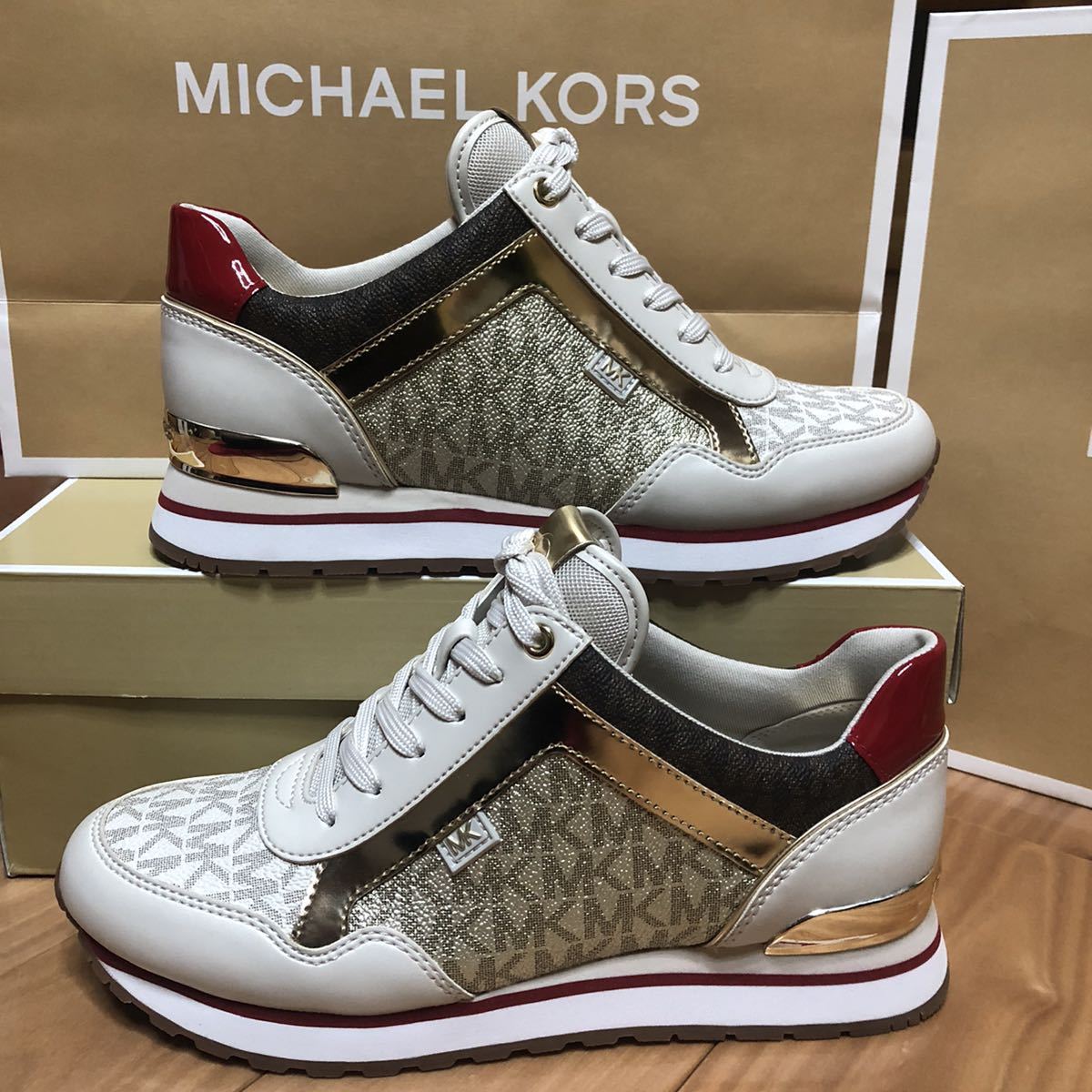 マイケルコース【MICHAEL KORS】スニーカー 7.5M (24.5cm)-