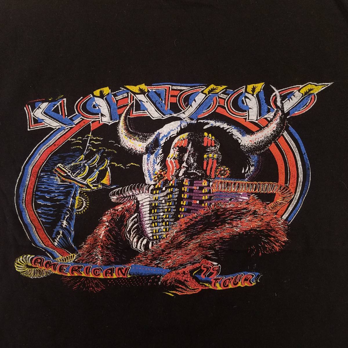 魅惑のバンドT特集! デッドストック『KANSAS カンサス』“AMERICAN 79TOUR” ツアーTシャツ パキスタン製 黒 サイズM／パキ綿 ロックT_前面プリント