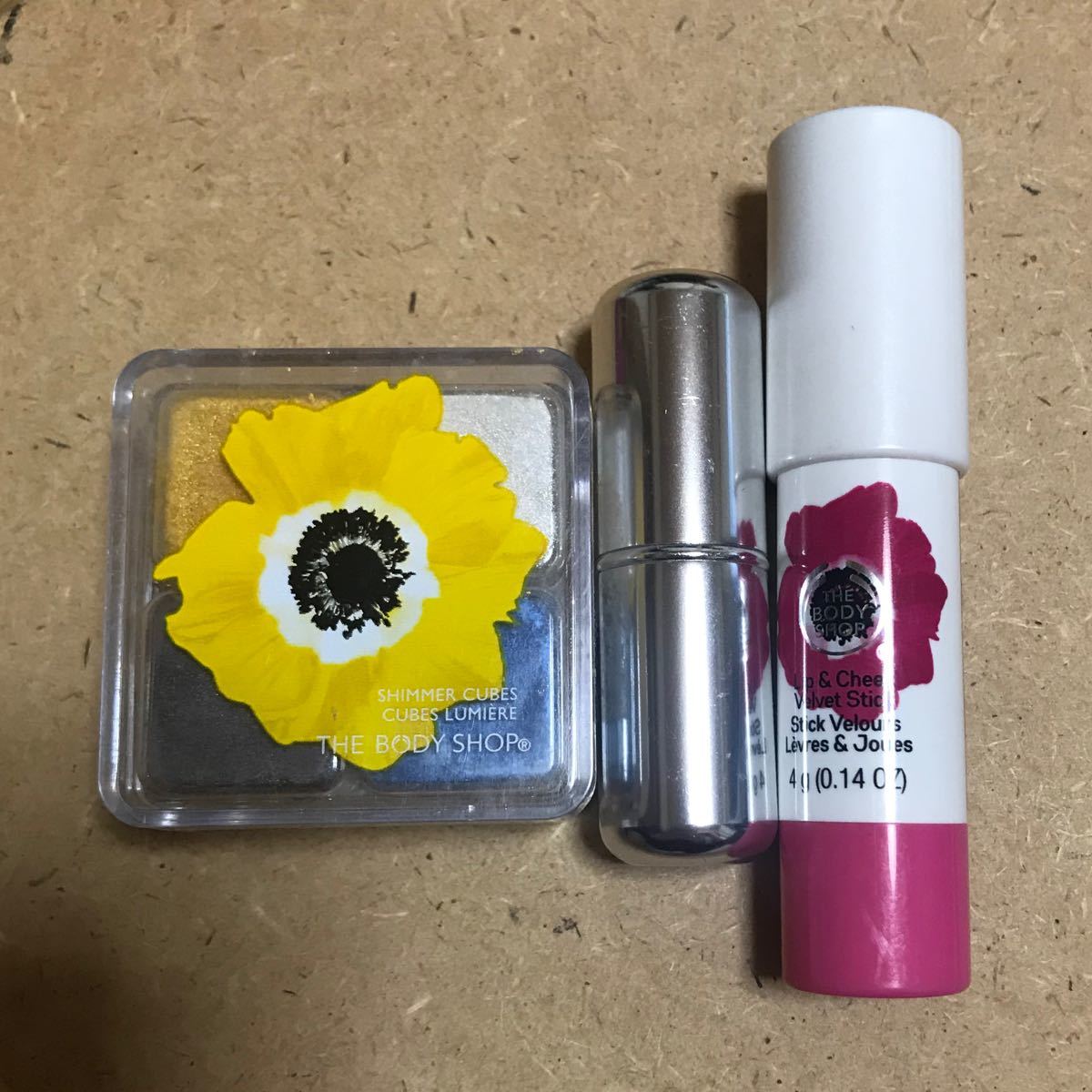 The body shop リップカラー、チーク、アイシャドー