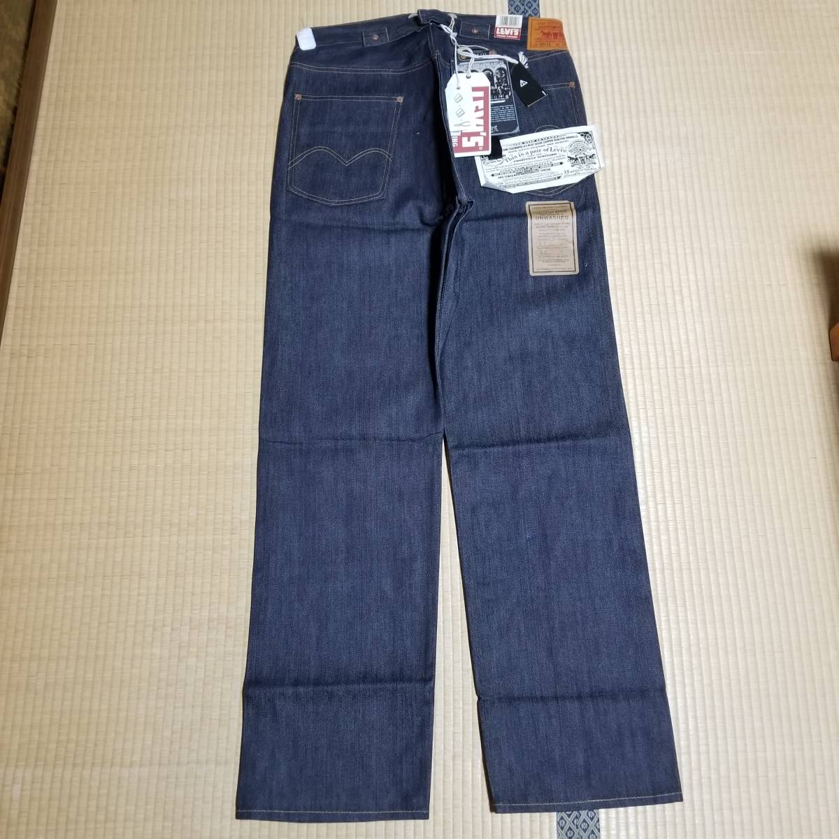 米国製　リーバイス　501XX　1915年モデル　15501-0001　W32　LEVI'S VINTAGE CLOTHING　501　LEVIS　LVC　復刻　32　ジーンズ　1915_バック