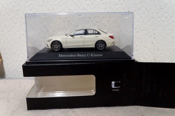【海外限定】 メルセデス ベンツ Cクラス W205 1/43 ミニカー 白 難あり 乗用車